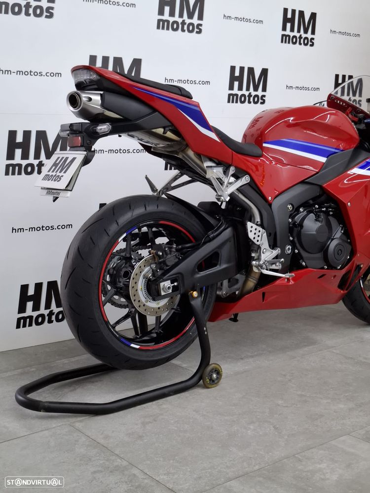 Honda CBR 600 RR - 12