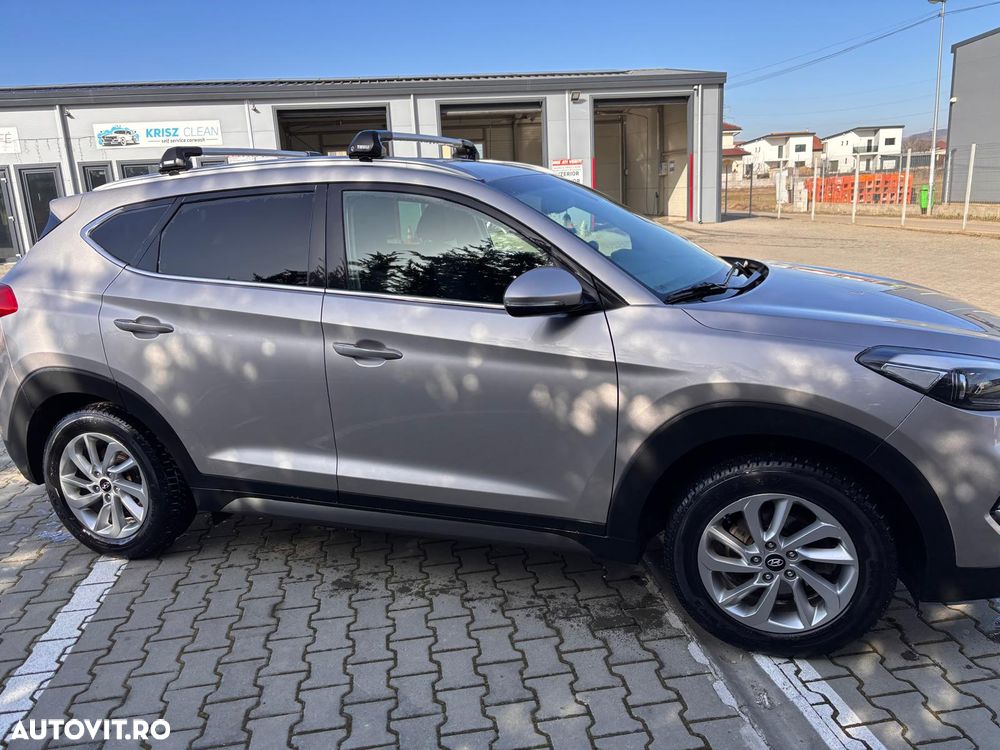 Hyundai Tucson 2.0 CRDI 2WD Style - 6