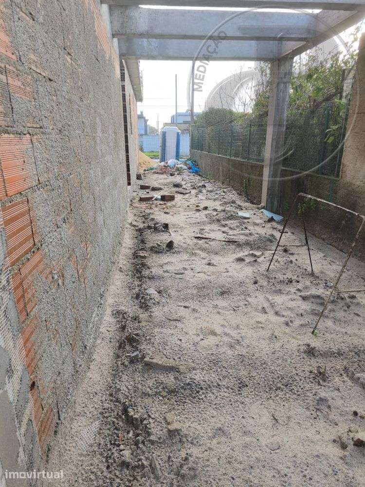 Moradia Nova - Fernão Ferro - Grande imagem: 5/9
