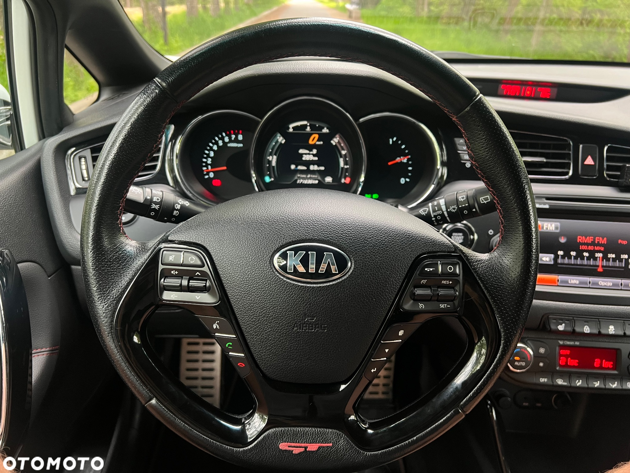 Kia Ceed Cee'd 1.6 T-GDI GT XL - 11