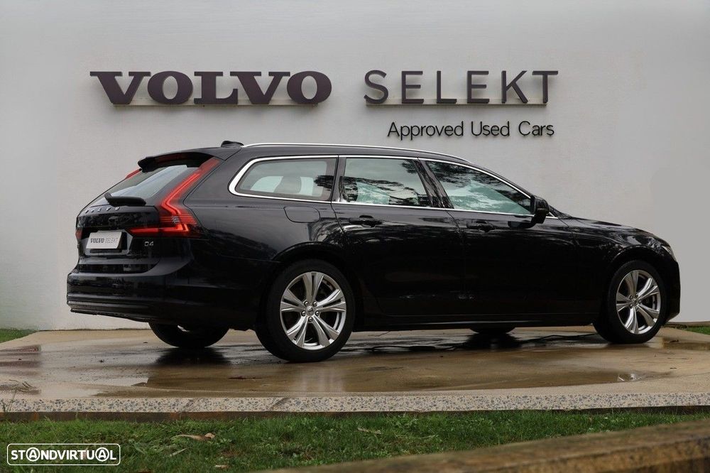 Volvo V90 2.0 D4 Momentum Plus Geartronic - 34