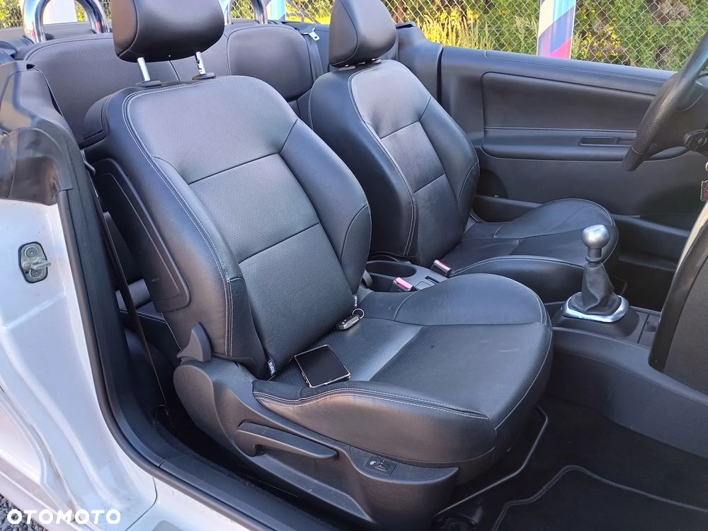 Peugeot 207 CC 155 THP Allure - 15
