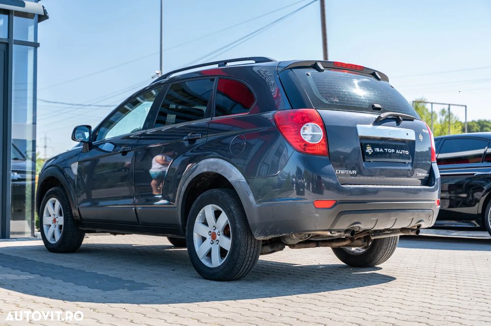 Chevrolet Captiva 2.0D LS - 4