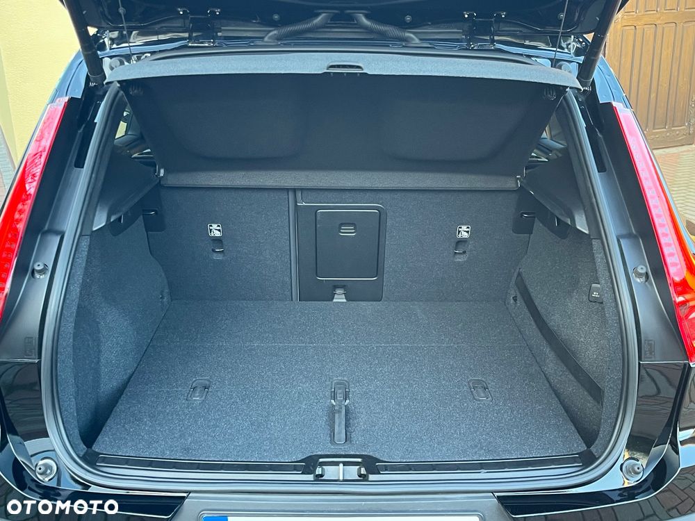 Volvo XC 40 D3 Momentum - 12