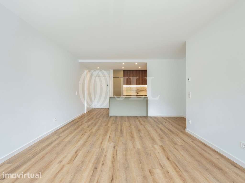 Apartamento T2 com garagem e varanda, Vila Nova de Gaia - Grande imagem: 4/39