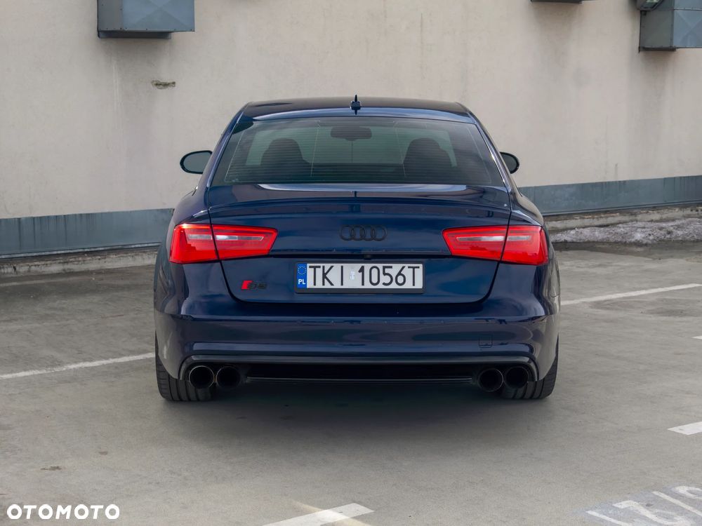 Audi S6 Limousine - 15