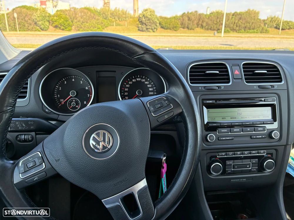 VW Golf 1.2 TSi Confortline BlueMotion - 4