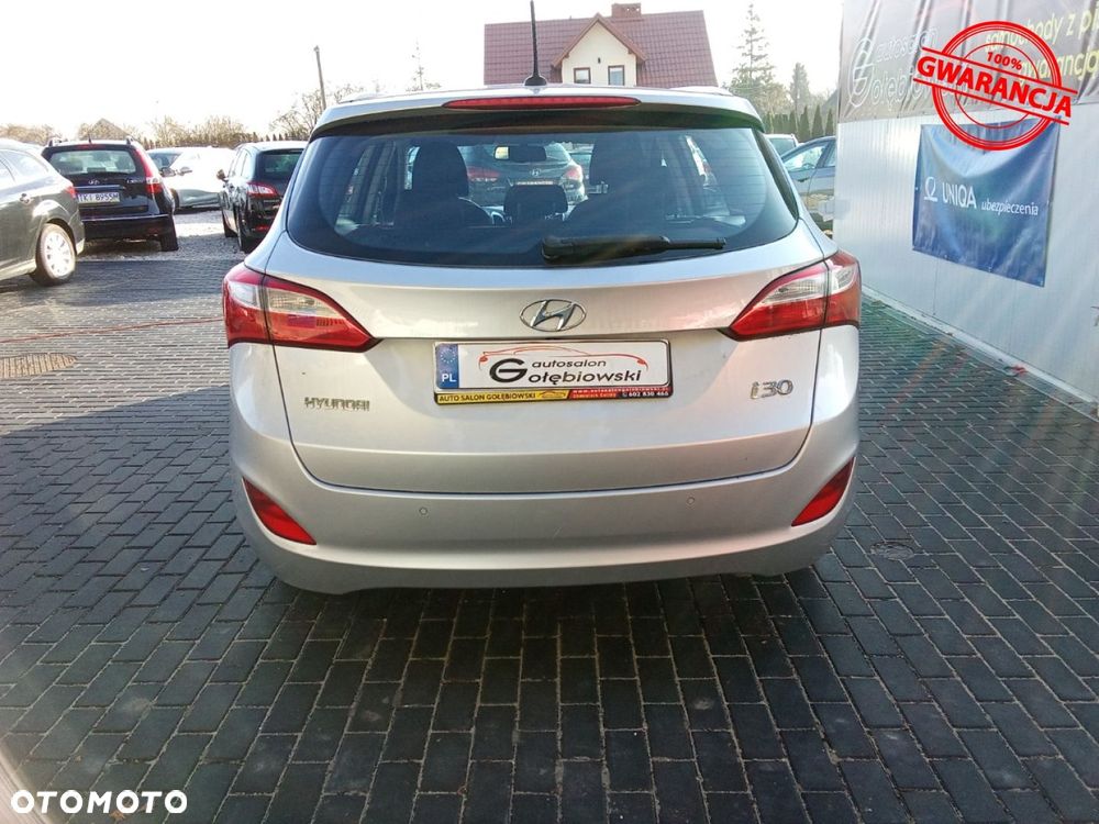 Hyundai i30 blue Kombi 1.6 CRDi Premium - 6