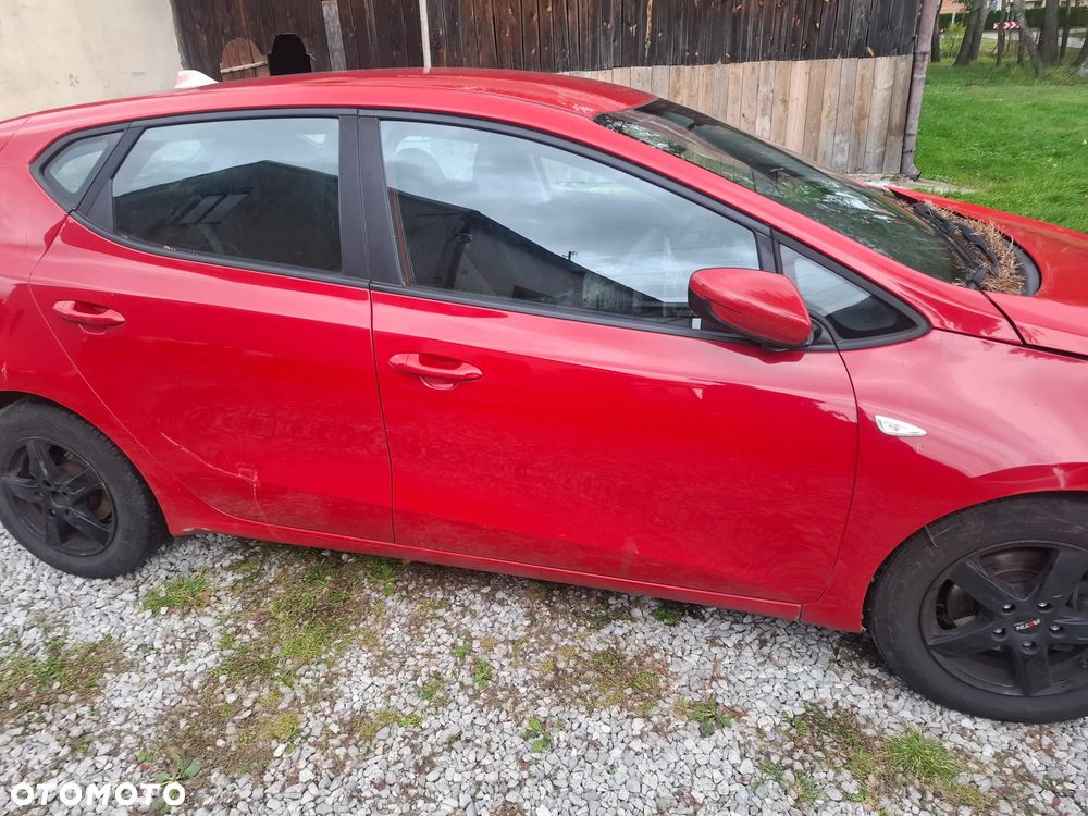 Kia Ceed - 3