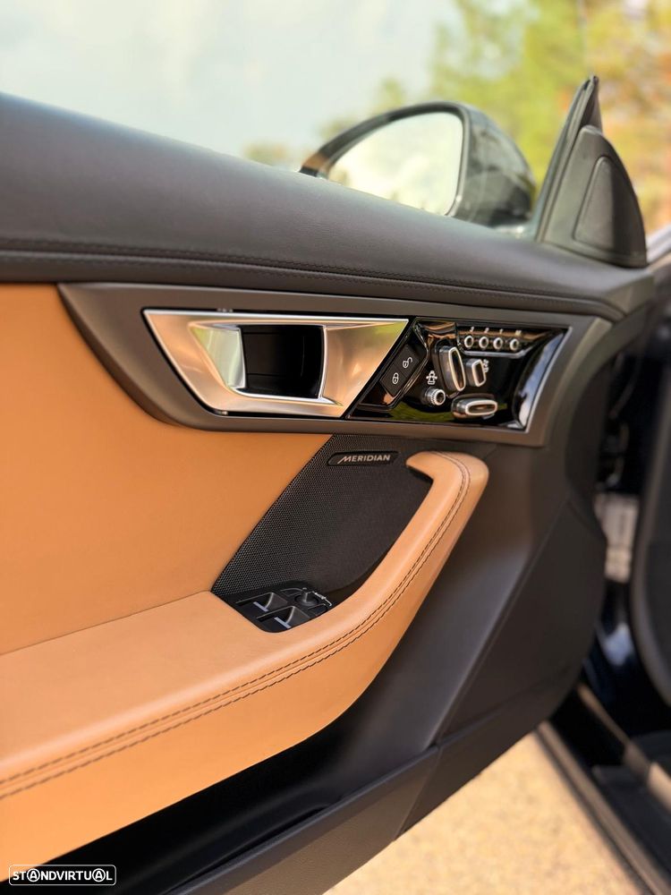 Jaguar F-Type 3.0 V6 S/C S Auto - 8