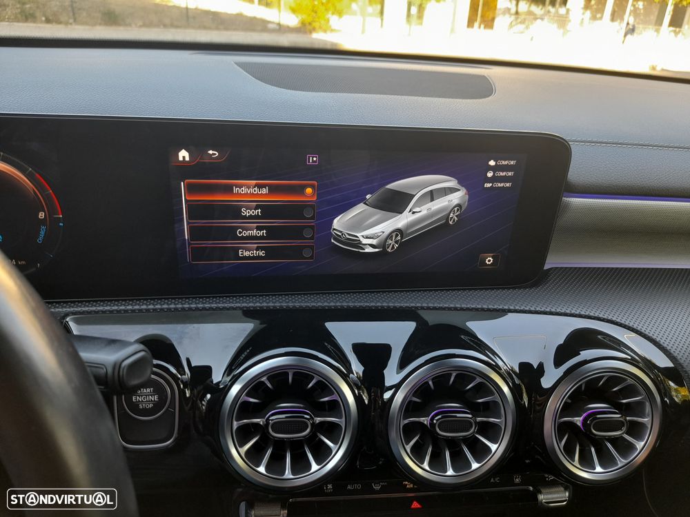 Mercedes-Benz CLA 250 - 30