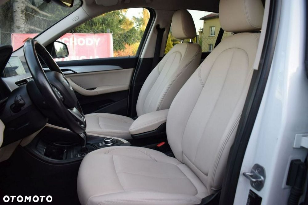 BMW X1 xDrive18d - 9