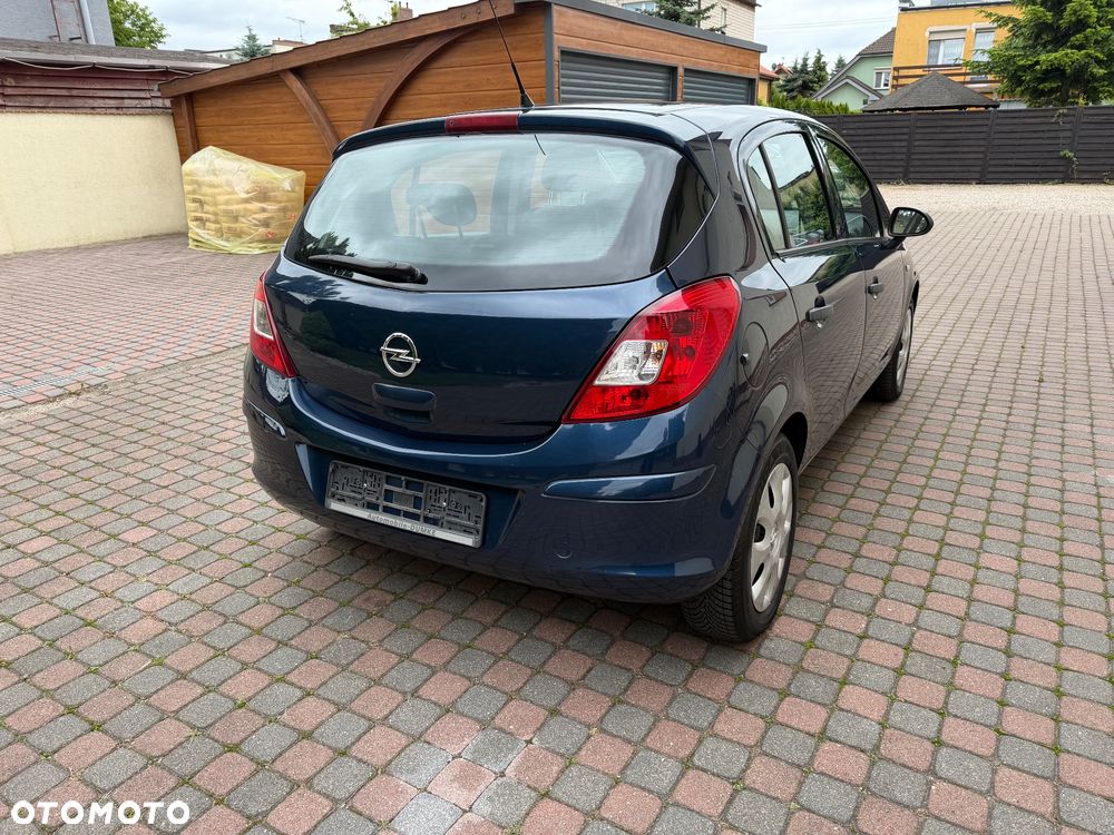 Opel Corsa 1.2 16V Essentia - 5
