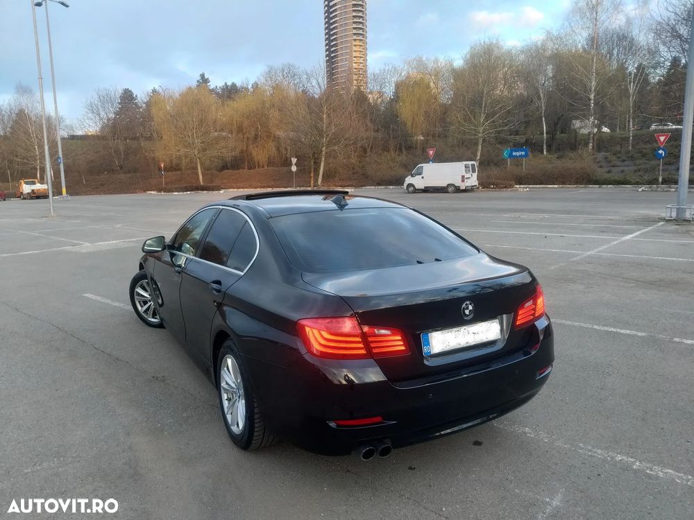 BMW Seria 5 520d - 5