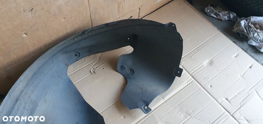 Nadkole prawy przód przednie prawe Audi A3 8P 8P0821172C - 3