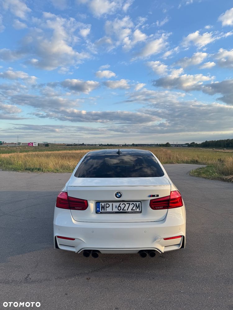 BMW M3 CS DKG - 4
