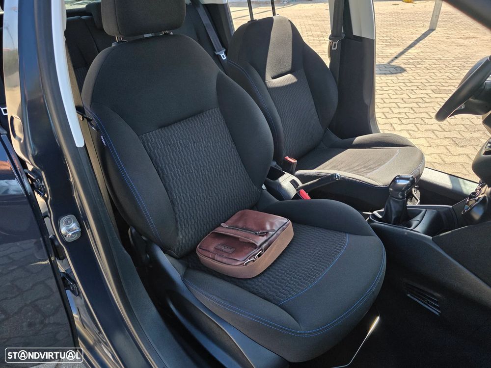 Peugeot 208 1.2 PureTech Signature - 22