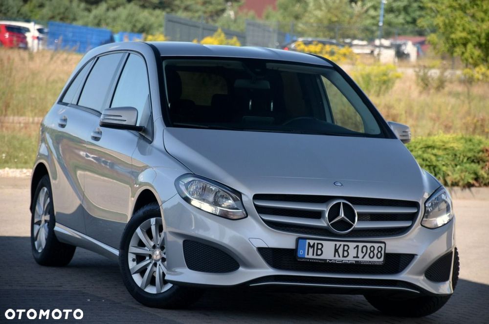 Mercedes-Benz B-Class 2015 photo 2