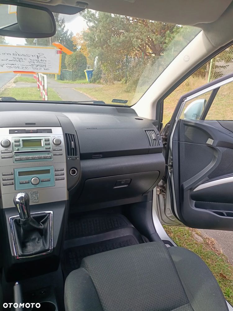 Toyota Corolla 1.8 CE - 8