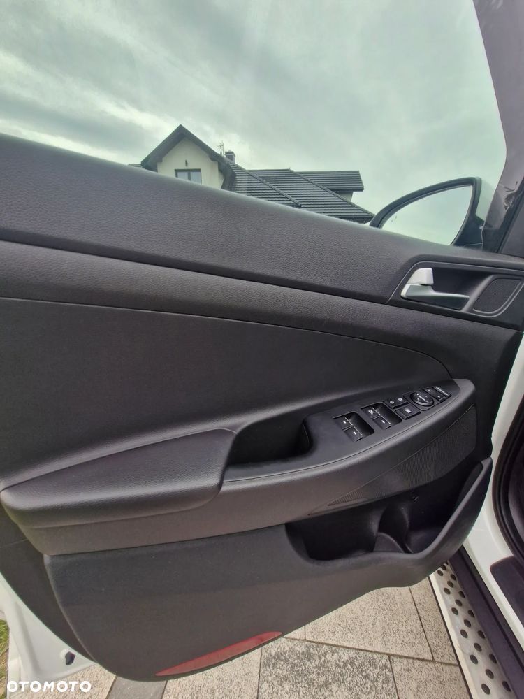 Hyundai Tucson 2.0 CRDi 4WD Trend - 8