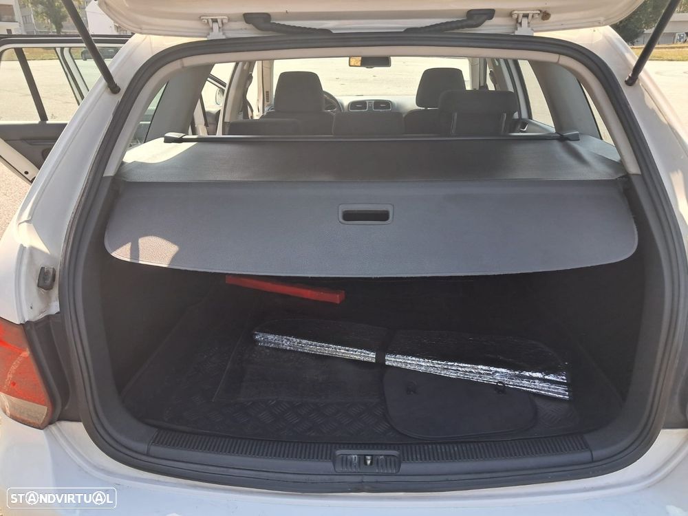 Volkswagen Golf Variant 2.0 TDi Confortline — fotografia 14