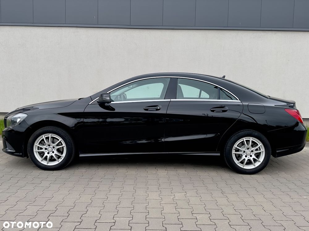 Mercedes-Benz CLA 180 Urban - 26