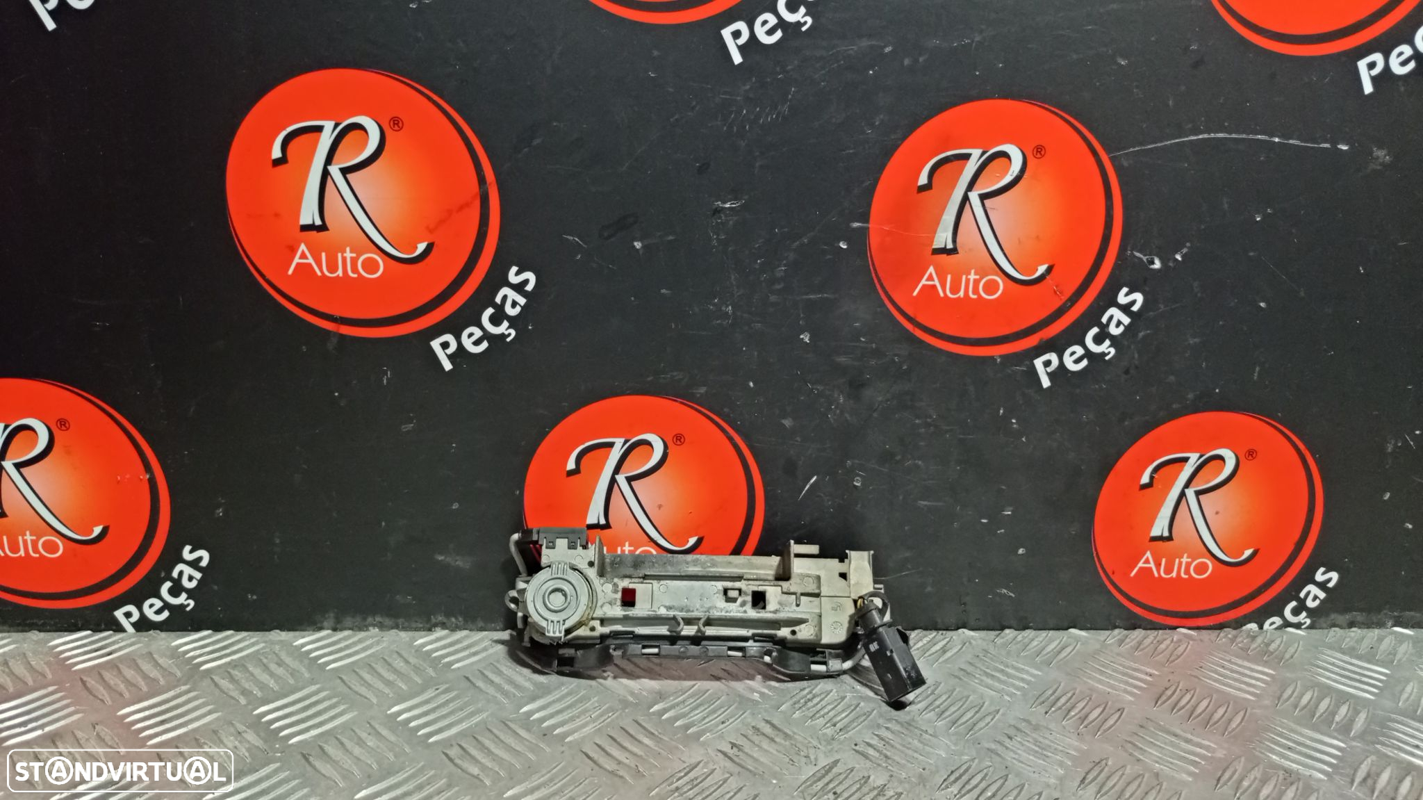 Canhão Porta Frente Esquerda Audi A3 (8L1) - 2