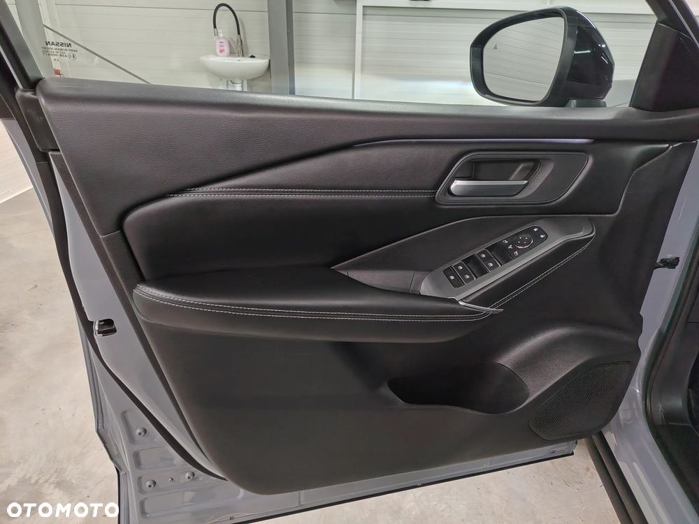 Nissan Qashqai 1.3 DIG-T MHEV Xtronic Tekna - 19