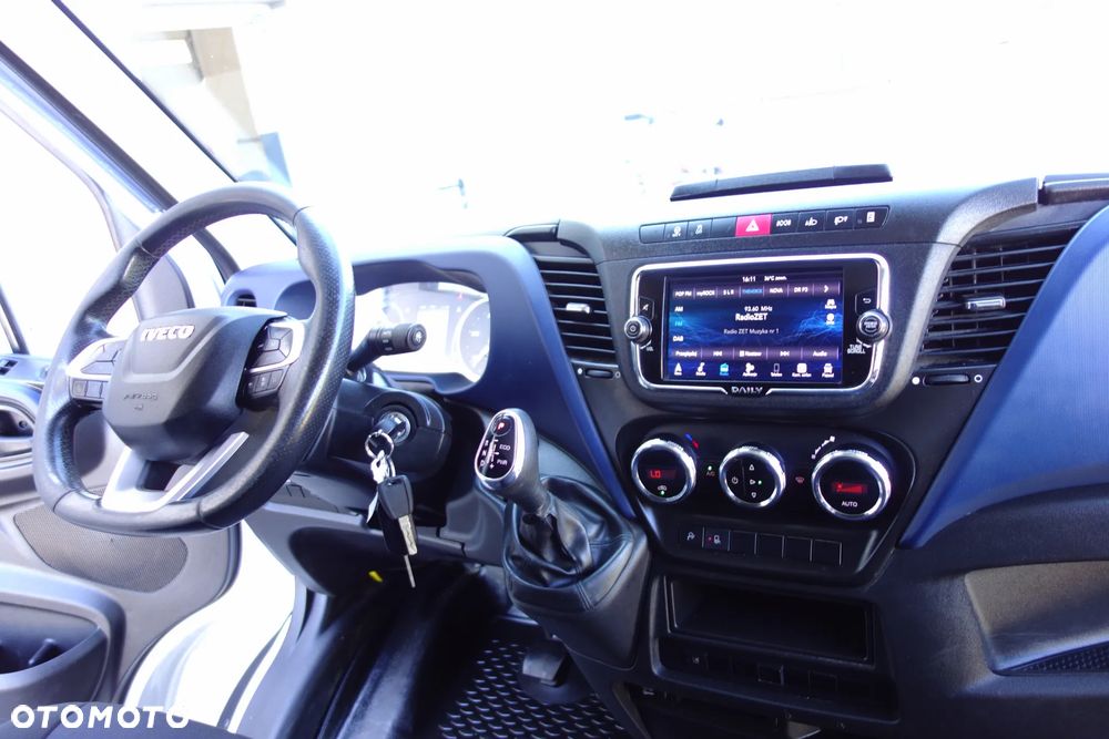 Iveco Daily Automat Bliźniak 35-180 L3H2 Klima Webasto Kamera Ledy - 6