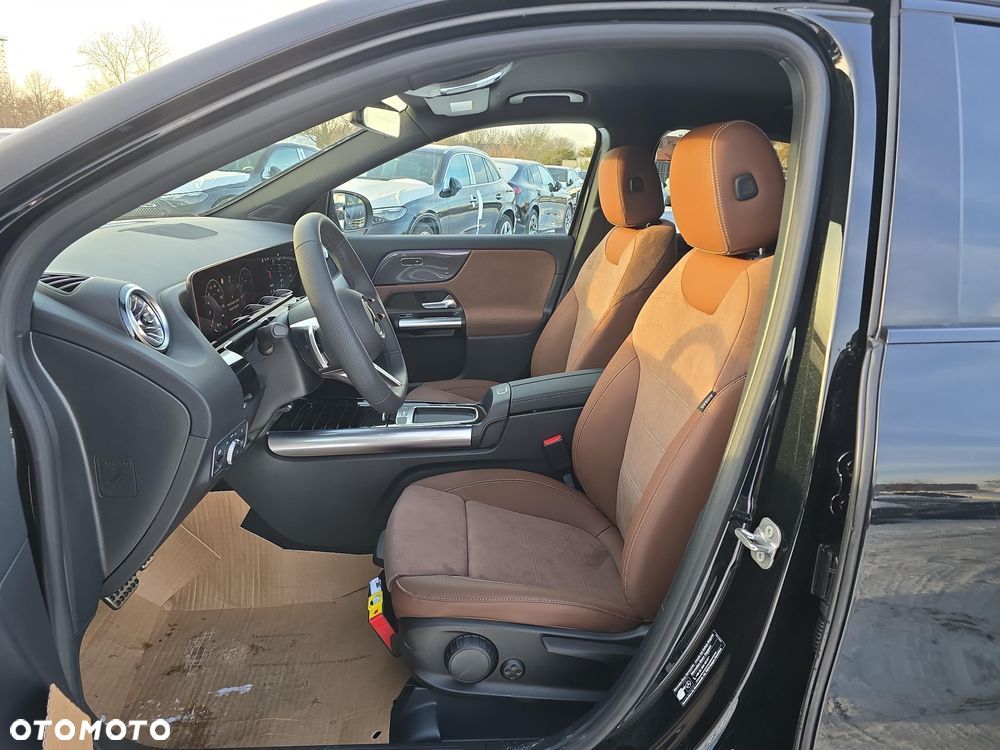 Mercedes-Benz GLA 200 mHEV AMG Line 7G-DCT - 10