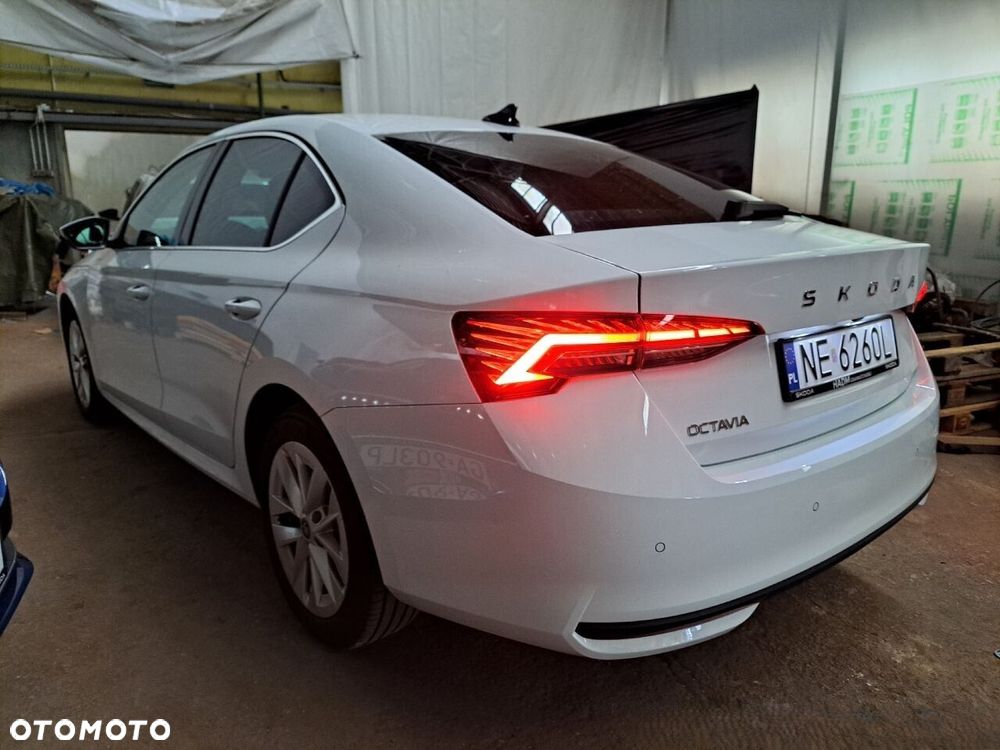 Skoda Octavia 1.5 TSI mHEV Edition 130 Selection DSG - 3