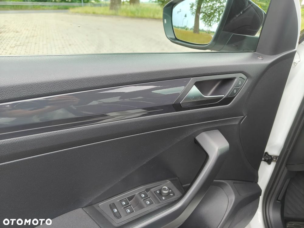 Volkswagen T-Roc 1.5 TSI GPF ACT Premium DSG - 22
