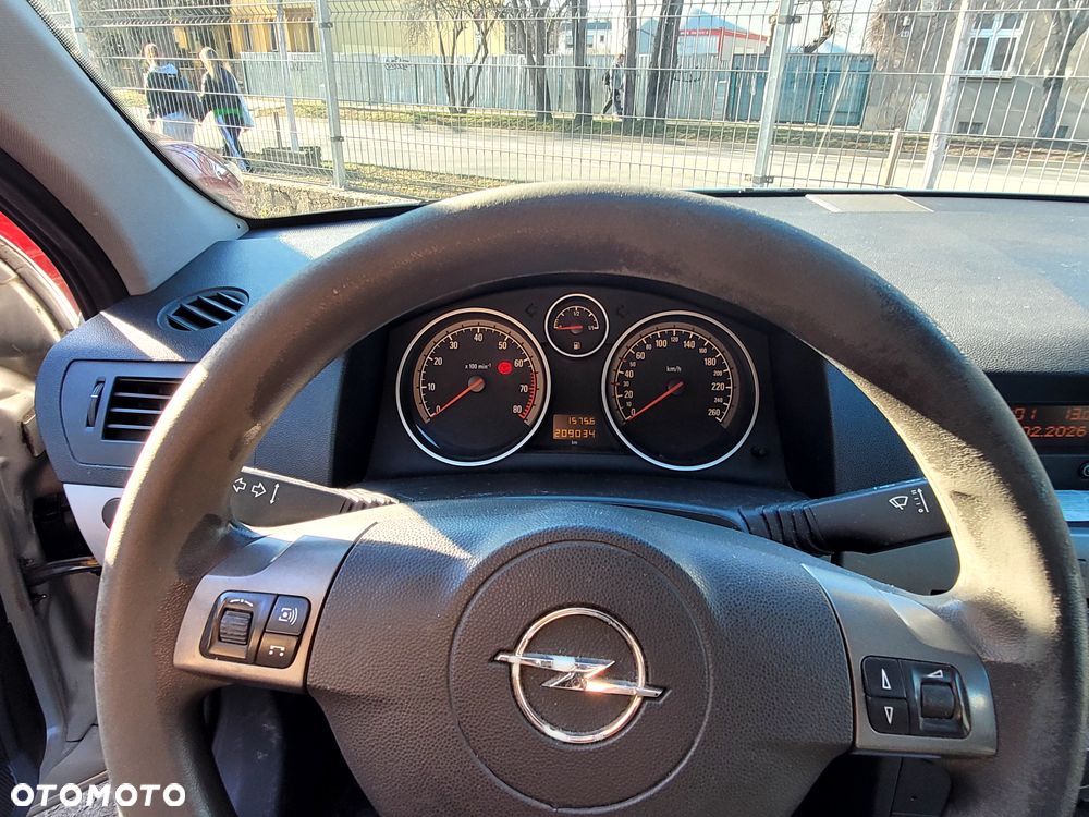 Opel Astra - 12