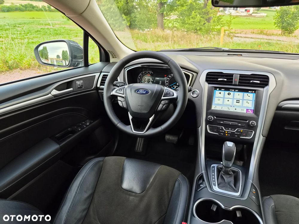Ford Mondeo 2.0 TDCi Titanium PowerShift - 21