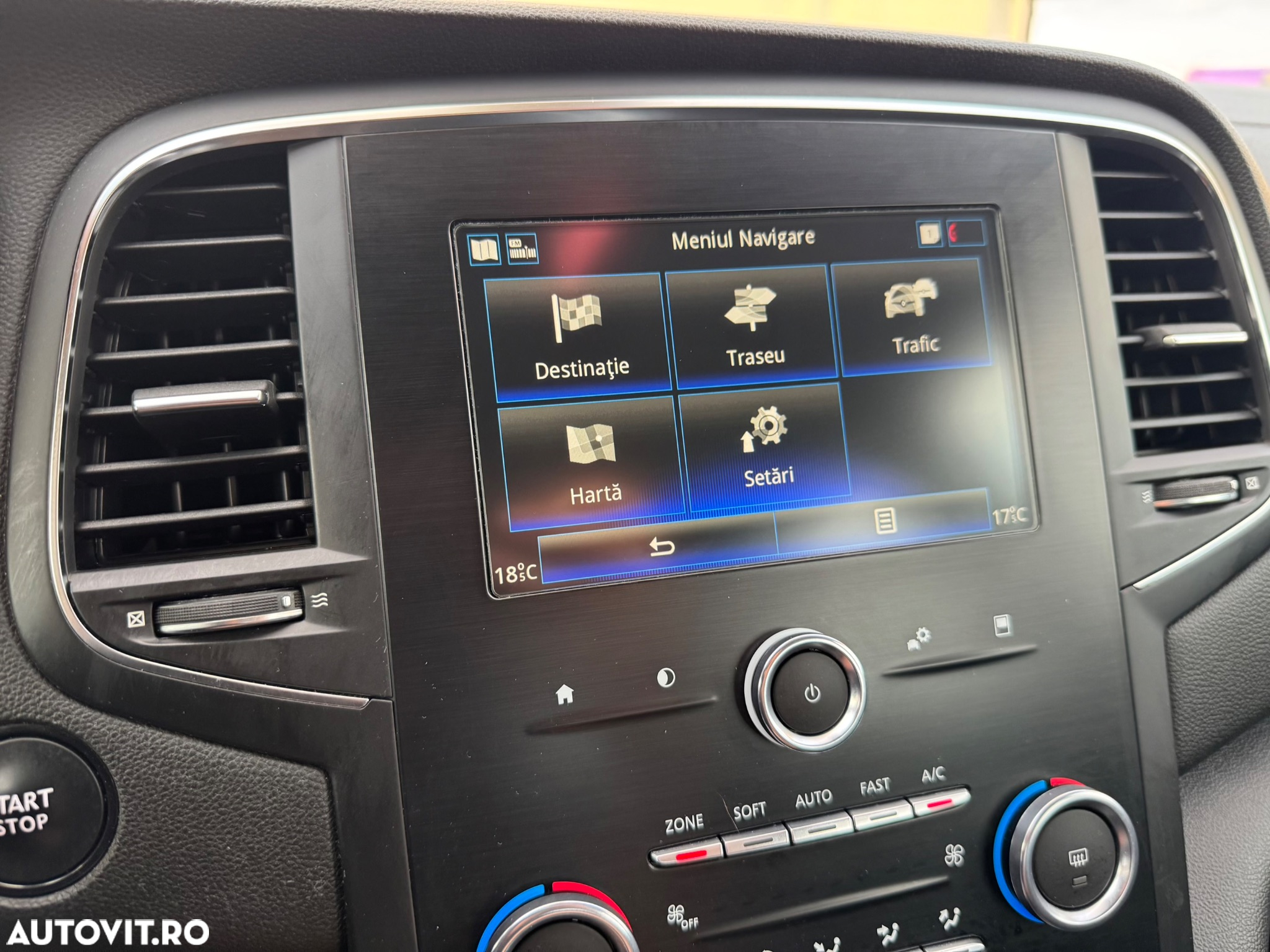 Renault Megane Grandtour TCe 140 GPF BUSINESS EDITION - 16
