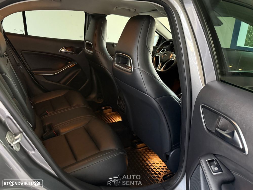 Mercedes-Benz GLA 220 CDi AMG Line 4-Matic - 27