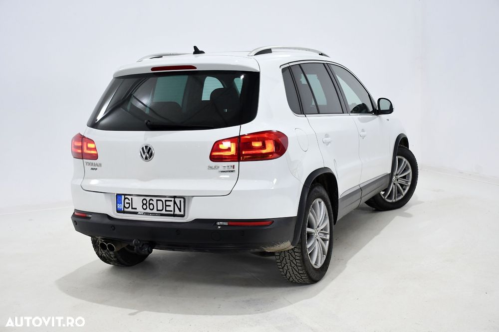 Volkswagen Tiguan 2.0 TDI DPF 4Motion BlueMotion Technology DSG Lounge Track & Style - 4