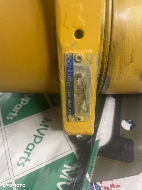 Siłownik skrętu Cat th360 , th330 , th220 - 3