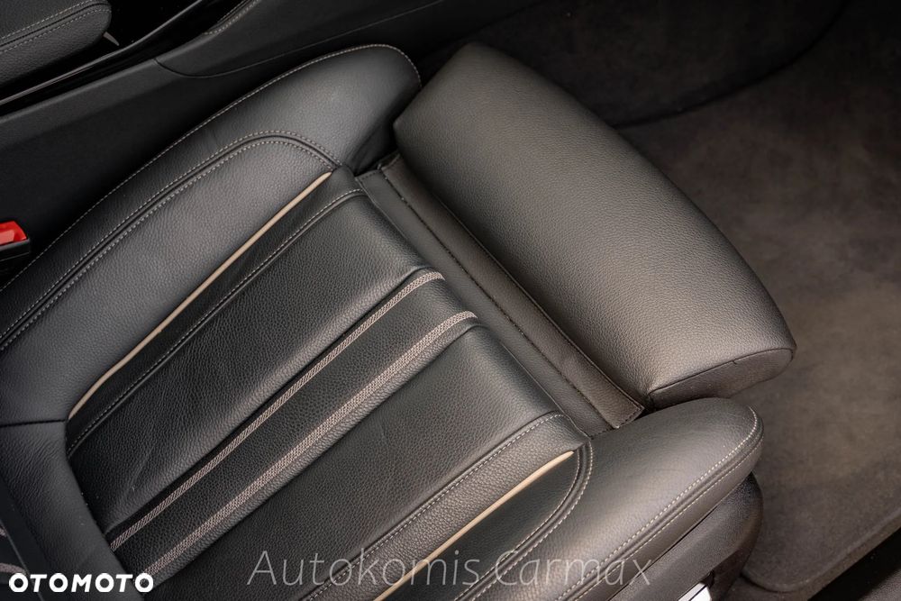 BMW Seria 5 530i xDrive Luxury Line - 23