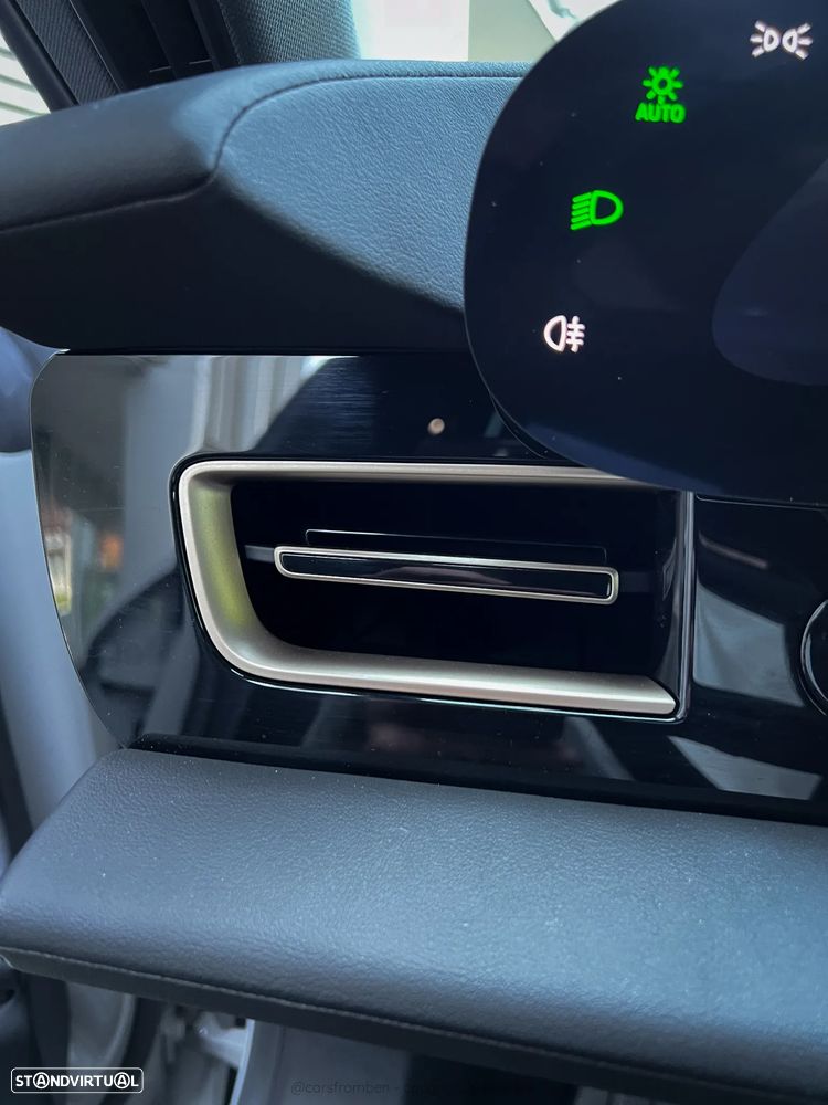 Porsche Taycan Bateria Performance Plus - 31