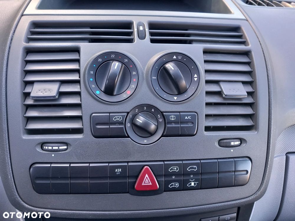 Mercedes-Benz Vito - 17