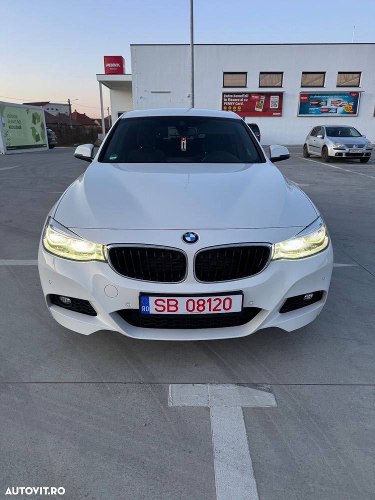 BMW Seria 3 320d Aut. xDrive Edition M Sport Shadow - 22