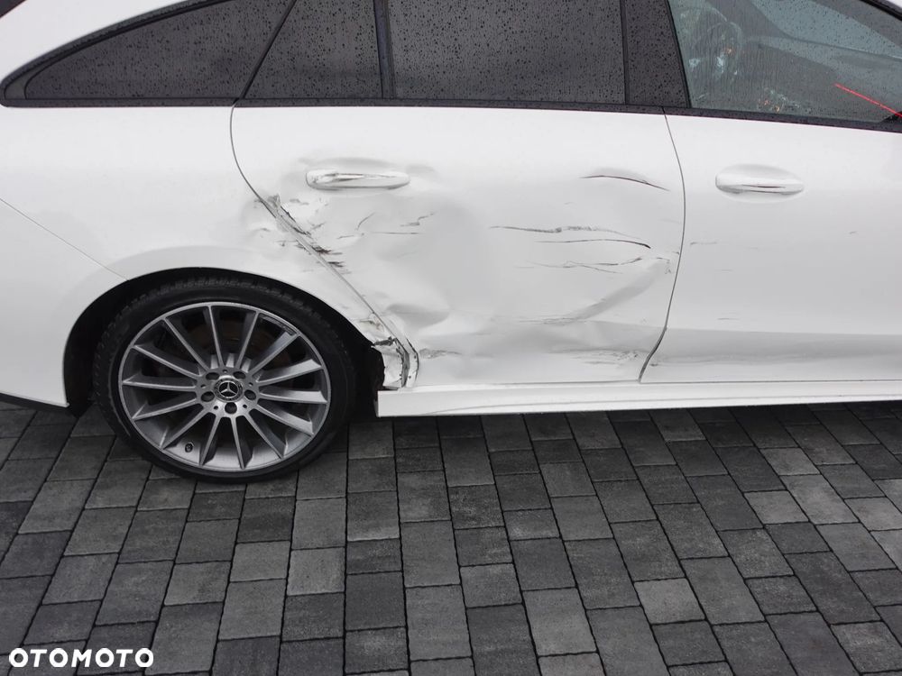 Mercedes-Benz CLA 250 4-Matic AMG Line 7G-DCT - 14
