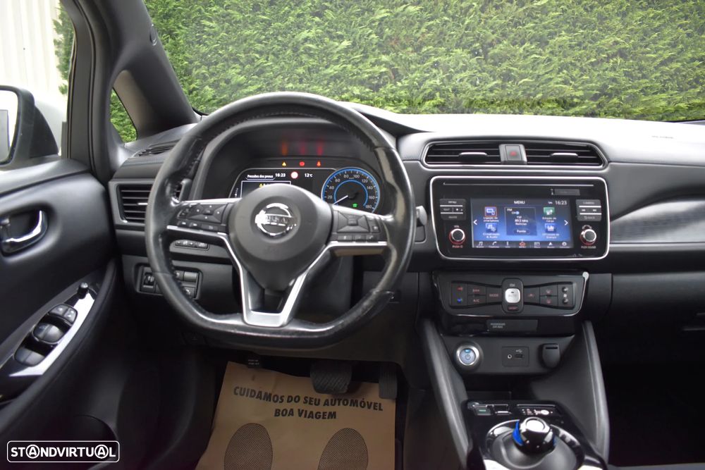 Nissan Leaf - 8