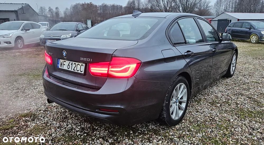 BMW Seria 3 320i xDrive Edition Luxury Line Purity - 4
