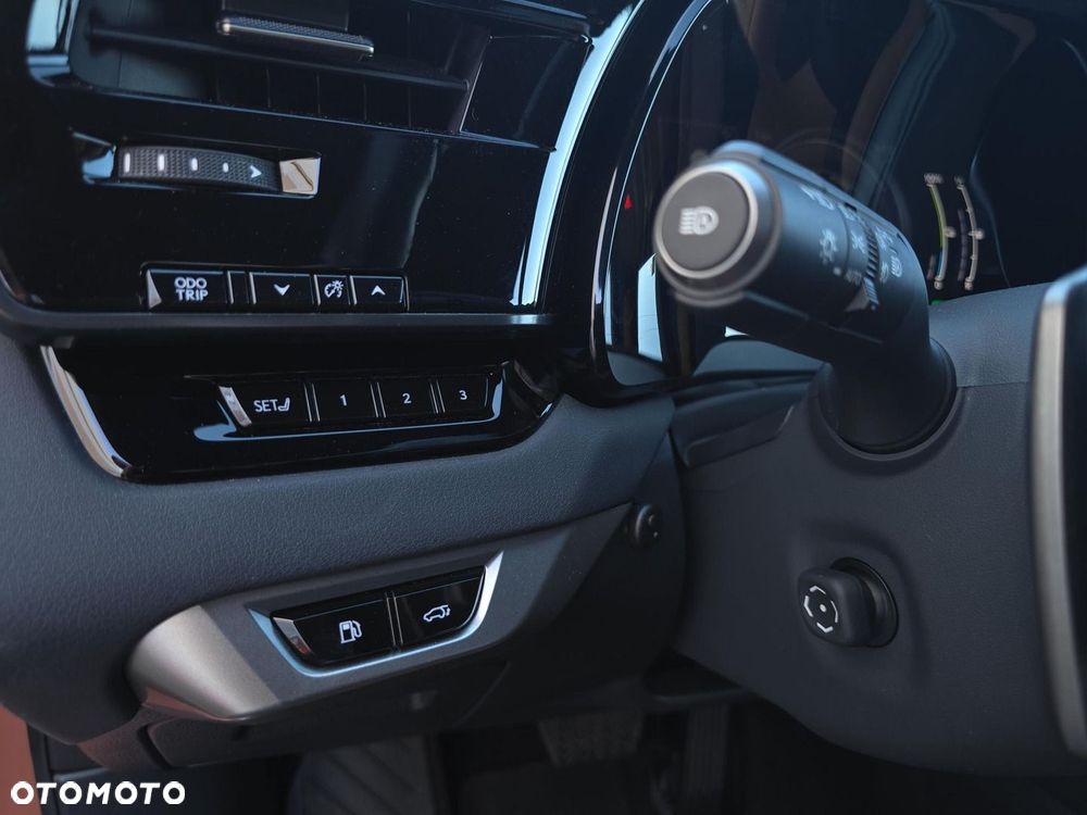 Lexus RX 450h+ Prestige - 17