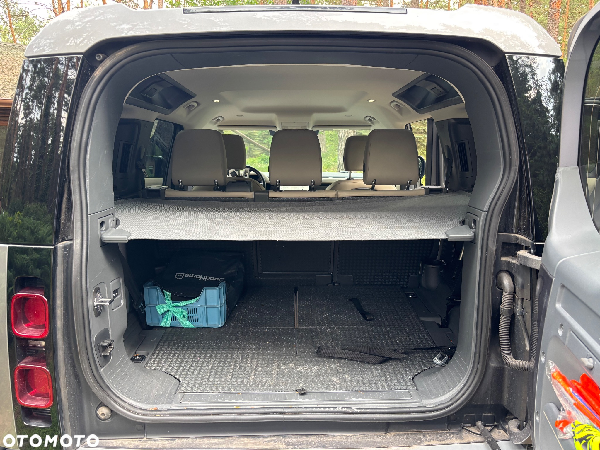 Land Rover Defender 110 2.0 D240 S - 22