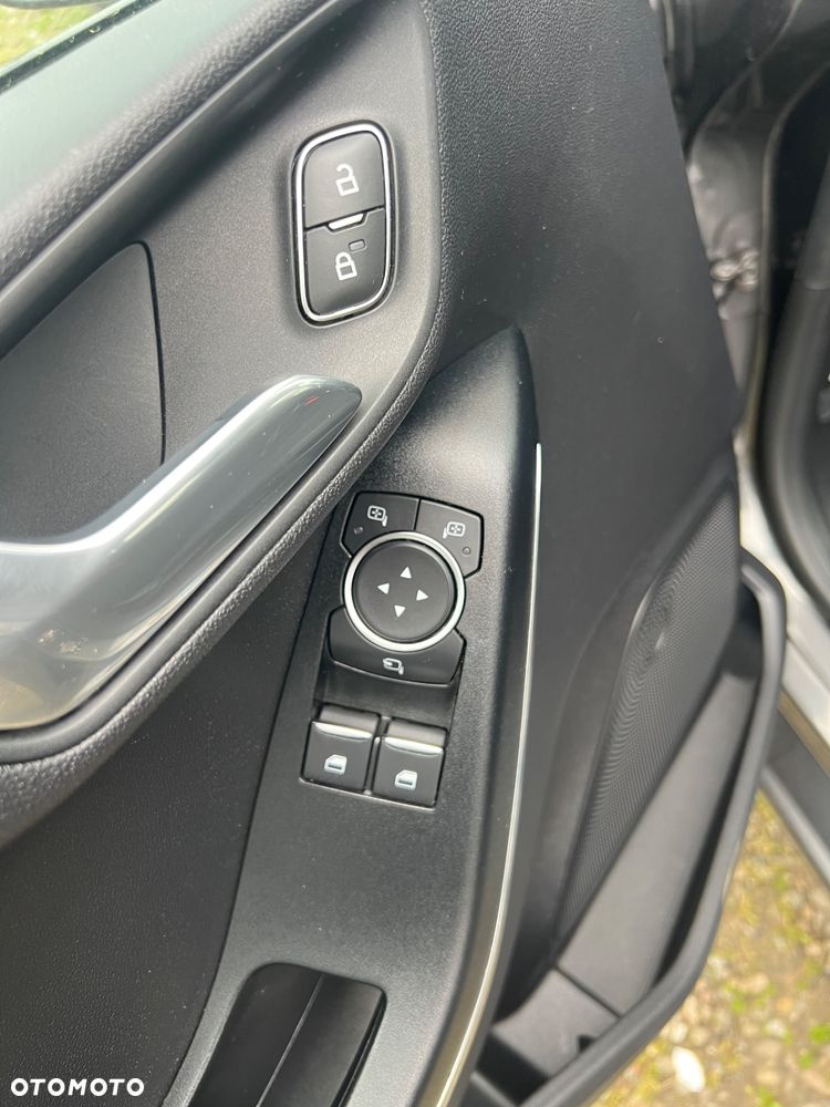 Ford Fiesta 1.0 EcoBoost Titanium EU6 - 13