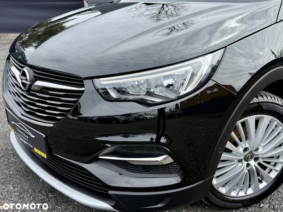 Opel Grandland X 1.2 Start/Stop INNOVATION - 2