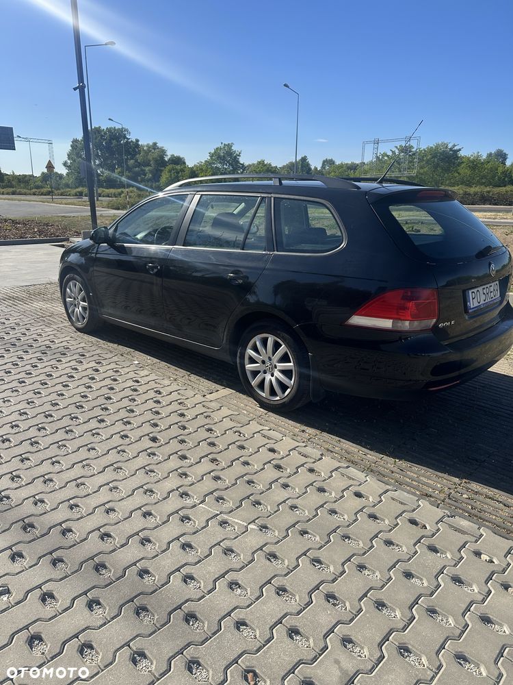 Volkswagen Golf - 5